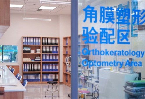 看眼睛好去处!!!成都普瑞眼科医院,文章分享成都普瑞眼科医院简介|口碑|优势